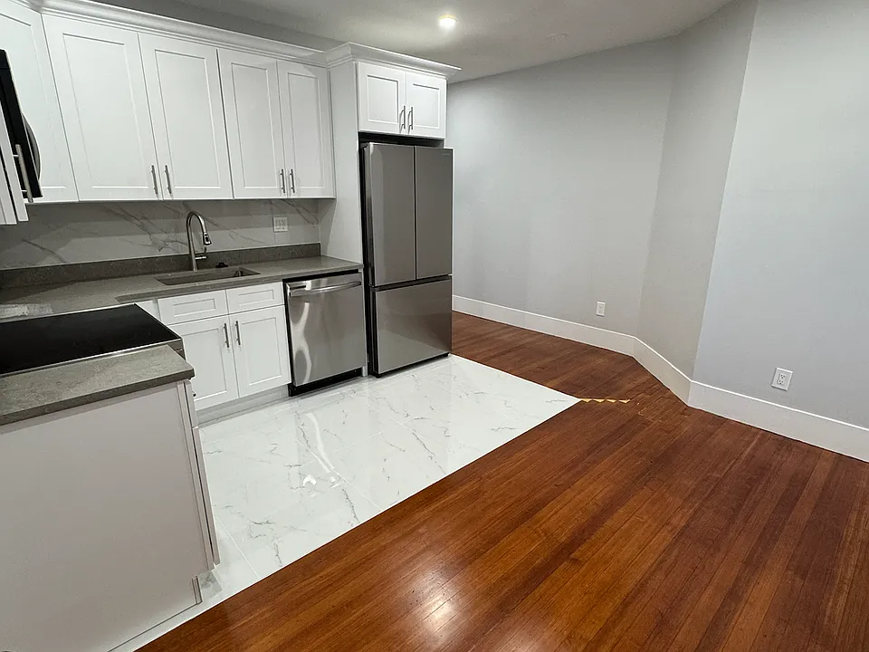 484 Commonwealth Ave #6
