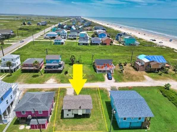 123 Sandpiper Ave, Surfside Beach, TX 77541