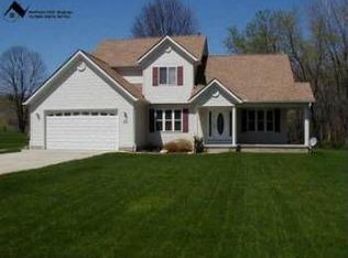 507 Ledge Rd, Macedonia, OH 44056