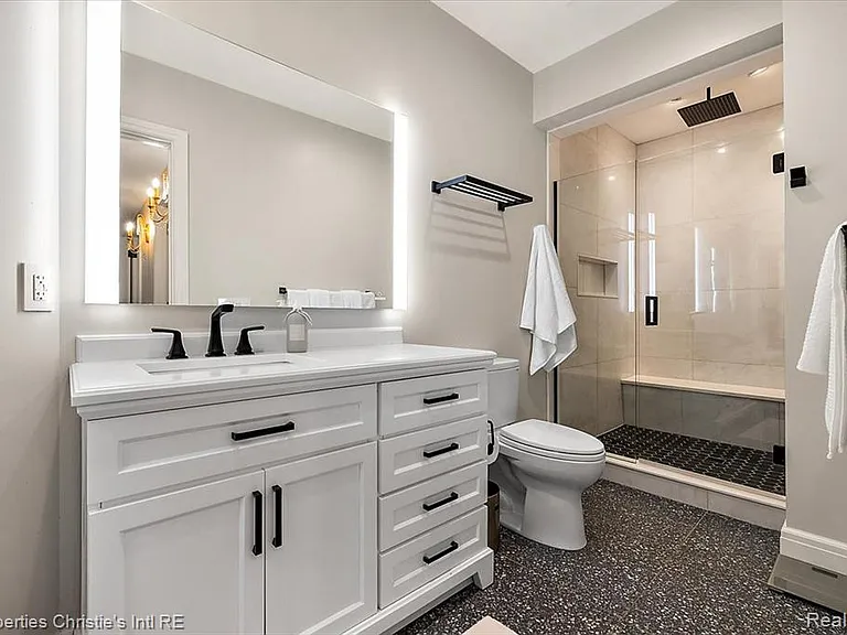 3412 John R St #A — Photo 21