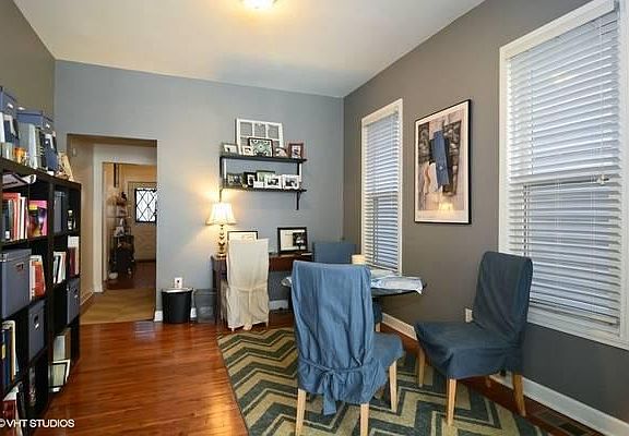 3rd image of 2508 W Moffat St #1