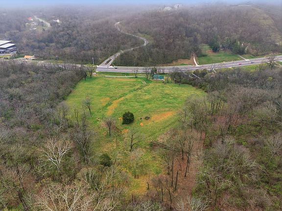 5th image of 1447 Franklin Rd
