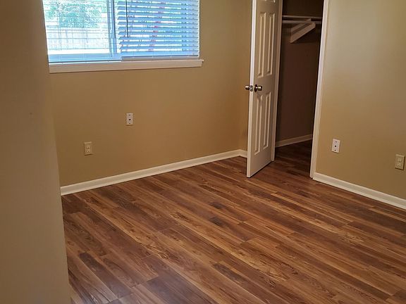 5th image of 1501 Deer Ave