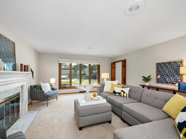 5624 Hillside Ct, Edina, MN 55439