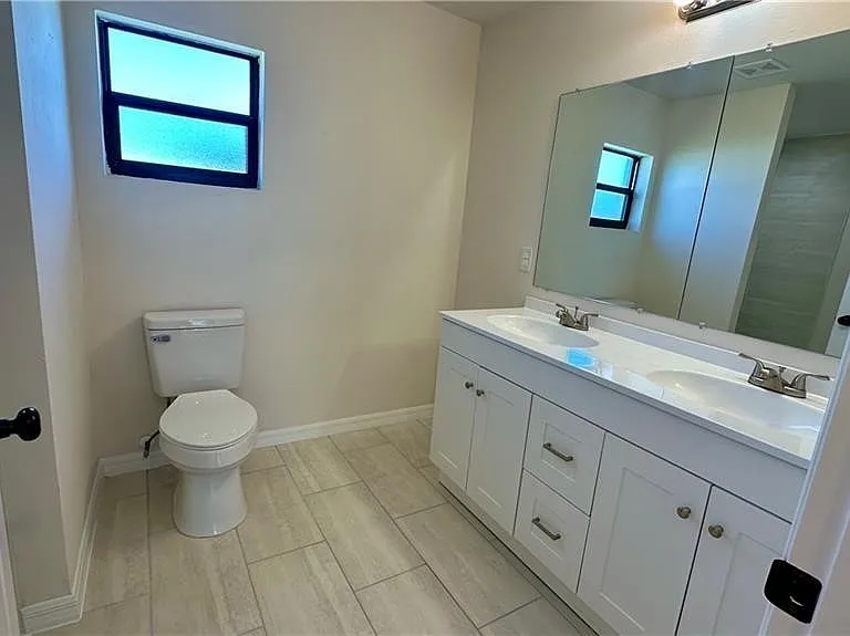 1105 NE 6th Place Cpe — Photo 20