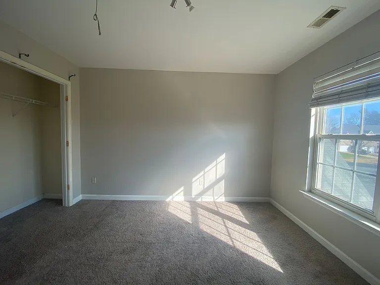 12129 Hampton Place Dr — Photo 25