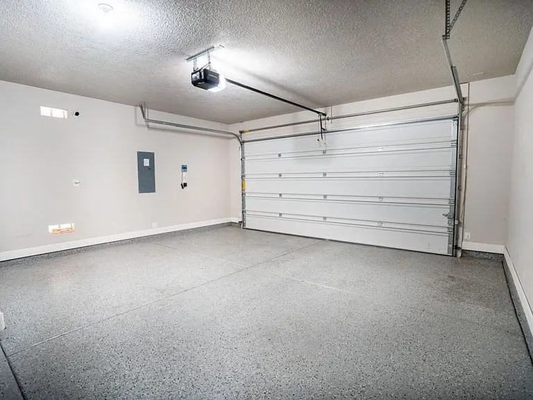 6205 Redroot St NW — Photo 22