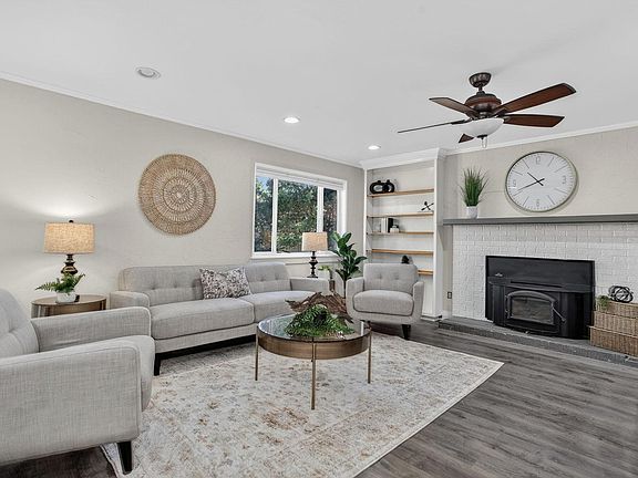 5th image of 6398 Twin Lakes Rd