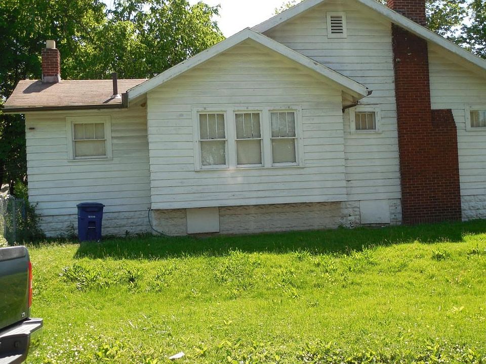 2nd image of 2200 Dartmouth Ave