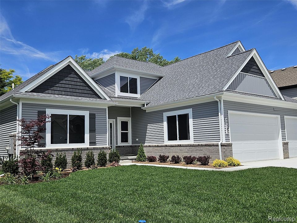 1st image of 49287 London Bridge Dr