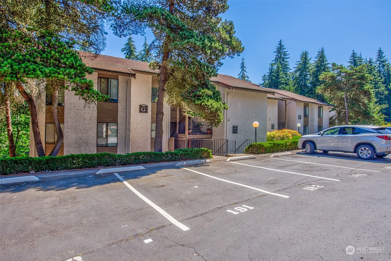 10508 NE 32nd Place #G202 photo 1