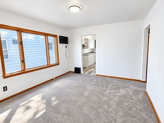 3rd image of 1034 Clay St