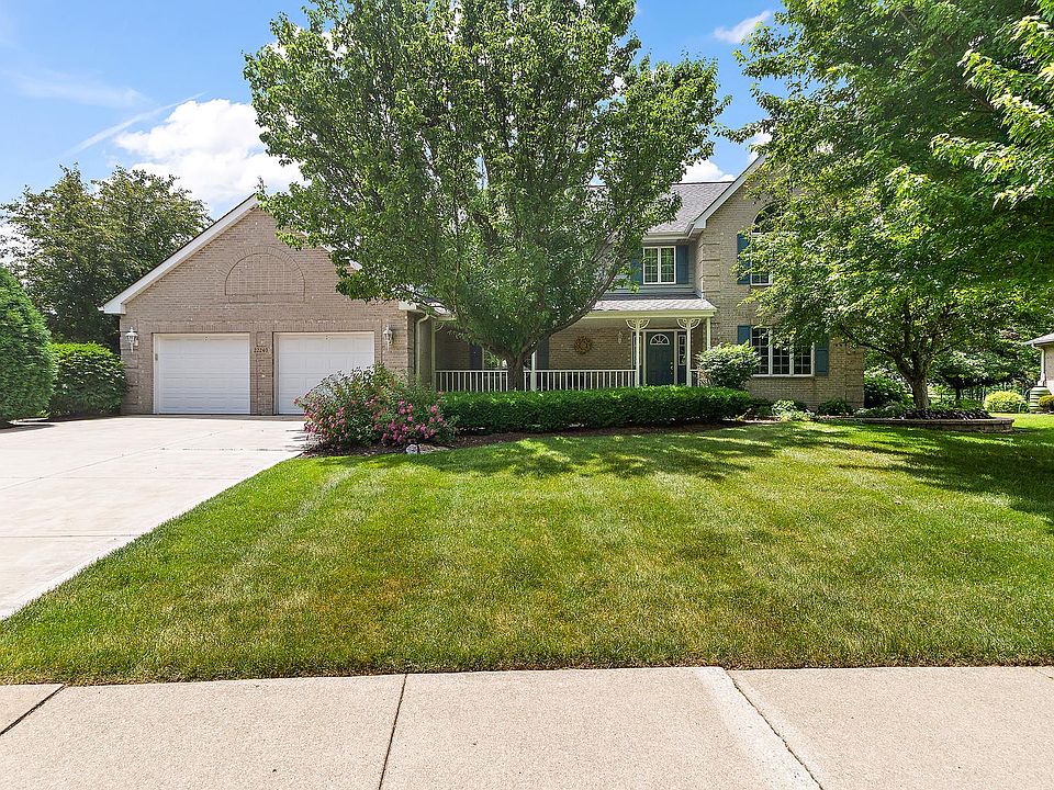 1st image of 22240 Pembrook Dr