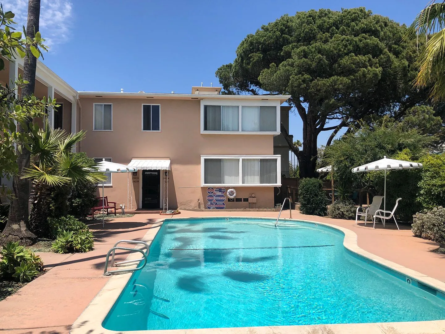 s7421 — Photo 4