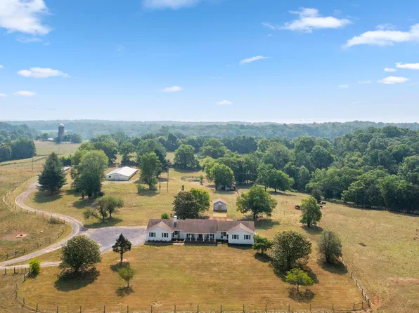 201 Hilltop Farm Ln, Madison, VA 22727