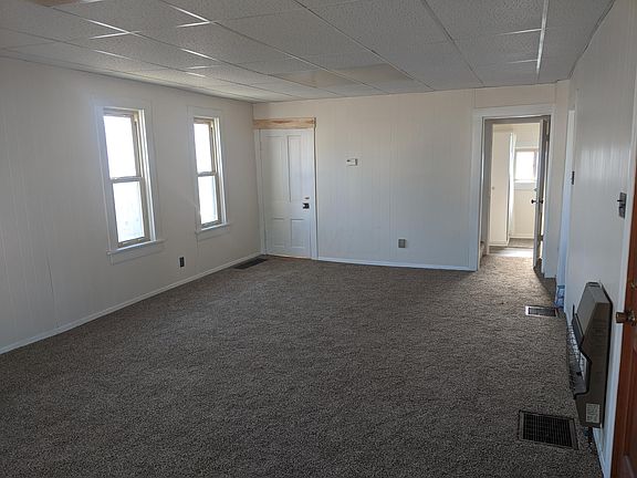 2nd image of 830 N Pierce Ave