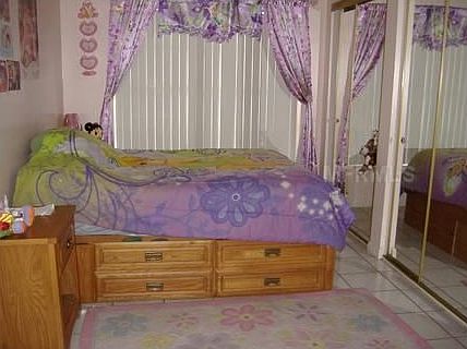 5th image of 6023 W Hanna Ave