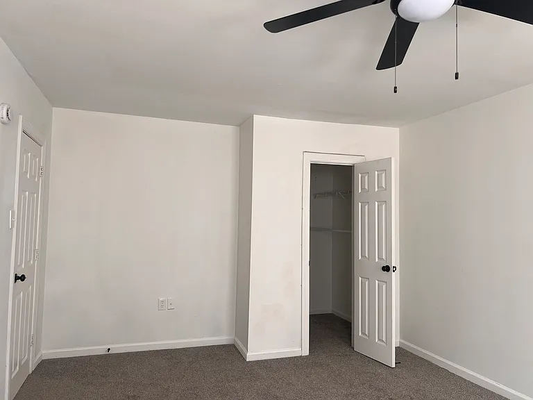 1006 Middleton Pl — Photo 17