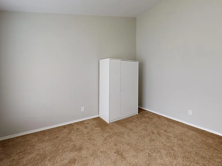 5510 Heathercrest Dr — Photo 16