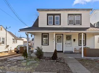 225 W Philadelphia Ave, Morrisville, PA