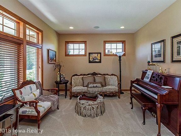4th image of 6523 NW 93rd St