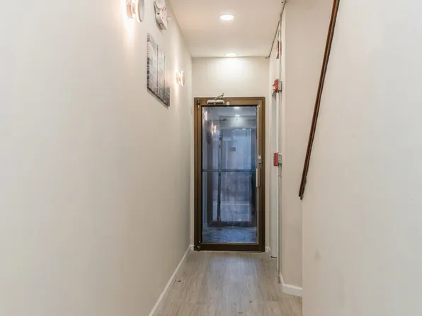 40 Beacon Avenue image 20 of 23