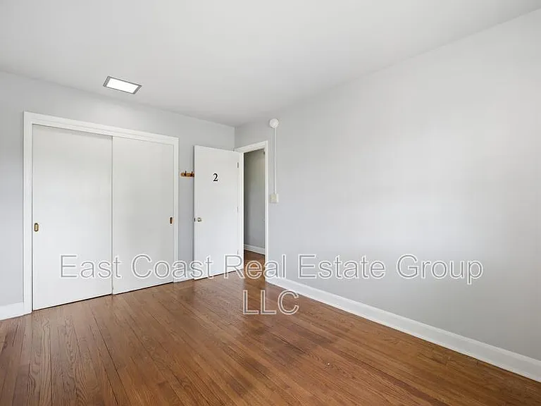 323 N Potomac St #2 — Photo 16