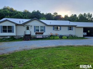 22801 Wicker Ln, Thebes, IL 62990