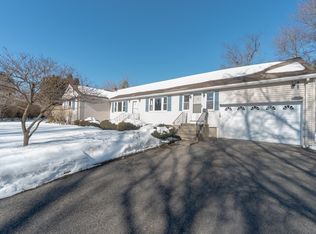 41 Auburn St, Waltham, MA 02453