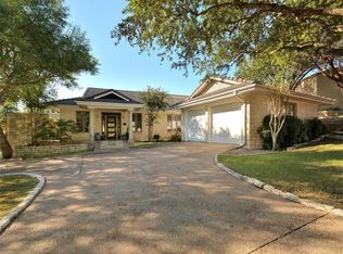 5 Sparrowglen Ln, The Hills, TX 78738