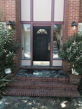 1st image of 3040 Walton St APT 1