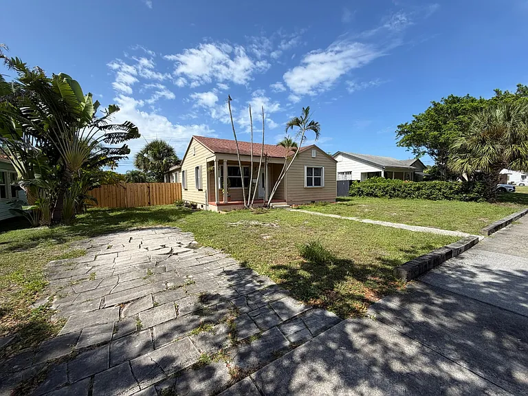 1007 Avon Rd — Photo 27