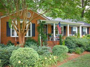 1514 Independence Rd, Greensboro, NC 27408