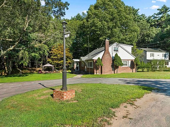 2nd image of 117 Pond Street