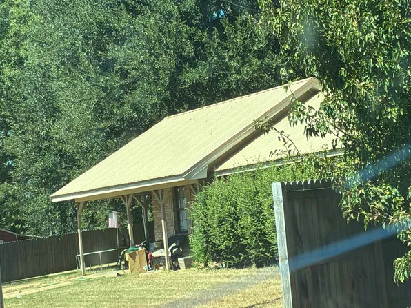 63 Potters Pl, Columbus, MS 39702