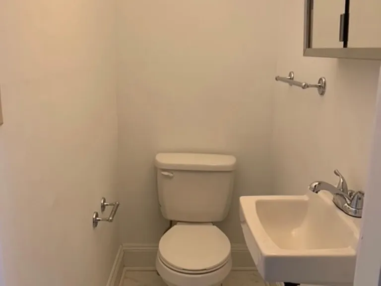 278 Howeland Cir — Photo 5