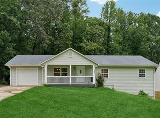 4567 Duncan Dr, Sugar Hill, GA 30518