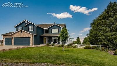 Beautiful front yard