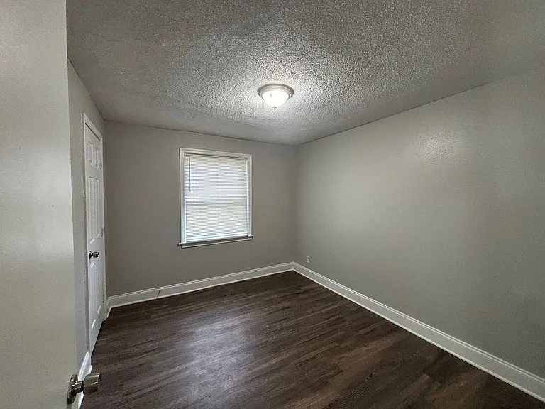 3159 Saint Charles Dr — Photo 9