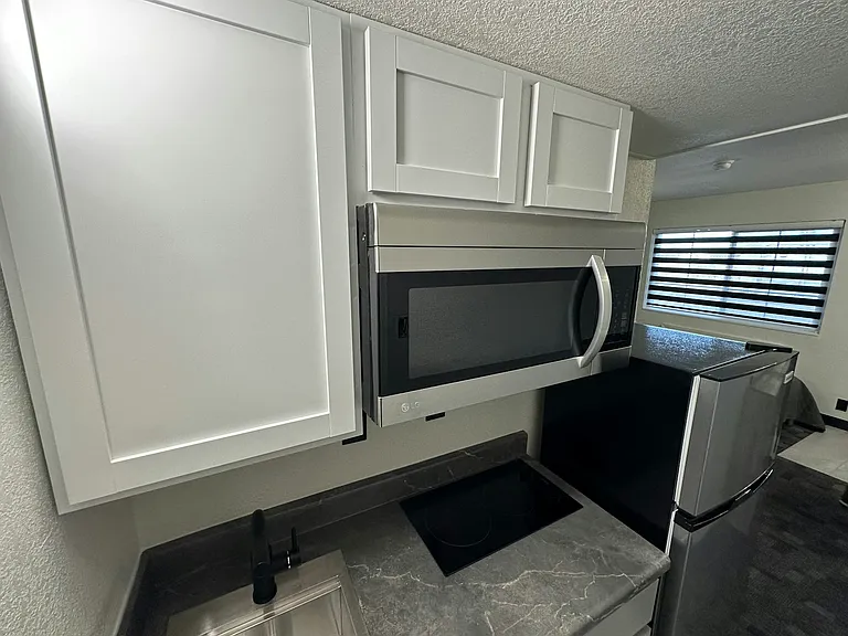 620 Latrobe Ave #STUDIO — Photo 8
