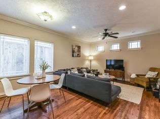 5924 Petty St, Houston, TX 77007