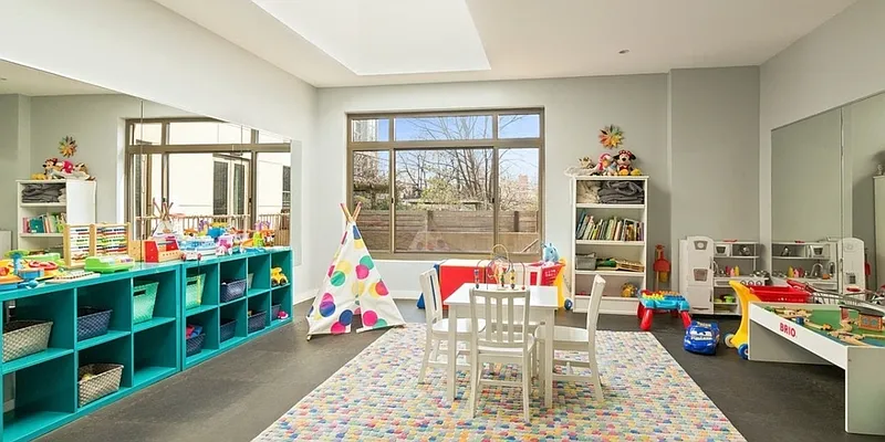 Sold by Triplemint | media 10