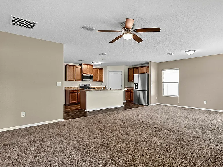 137 Fairway Ct — Photo 26