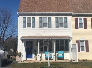 11 Sycamore Cir, Stevens, PA 17578