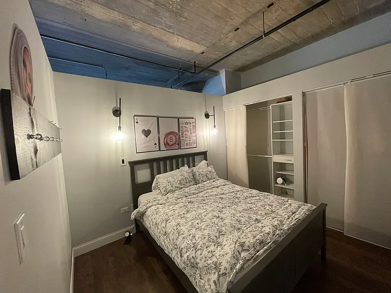 1550 S Blue Island Ave #608 — Photo 2