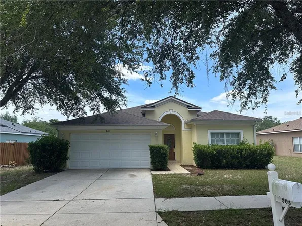 903 Coade Stone Dr, Seffner, FL 33584