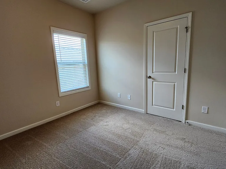 2669 Village Park Bnd — Photo 14