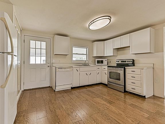 2nd image of 5325 Landis Ave