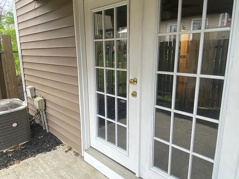 2930 Millbank Row — Photo 23