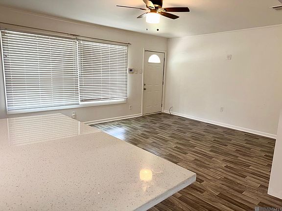 2nd image of 4226 Sycamore St